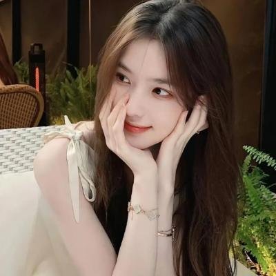 妮娜的抉择 封面