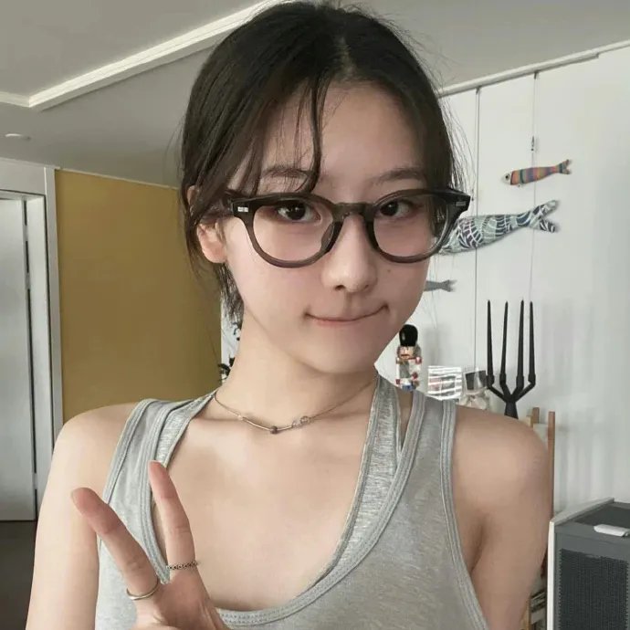上锁的房间2019 封面